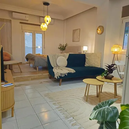 #central Kamara Stoudio * Салоники